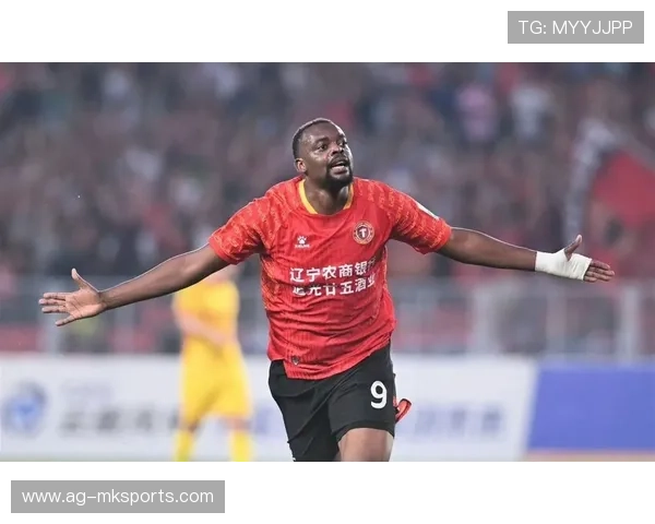 太贪了！中超12场7球神锋走红，受多支强队追捧，月薪56万还嫌少，中超足球