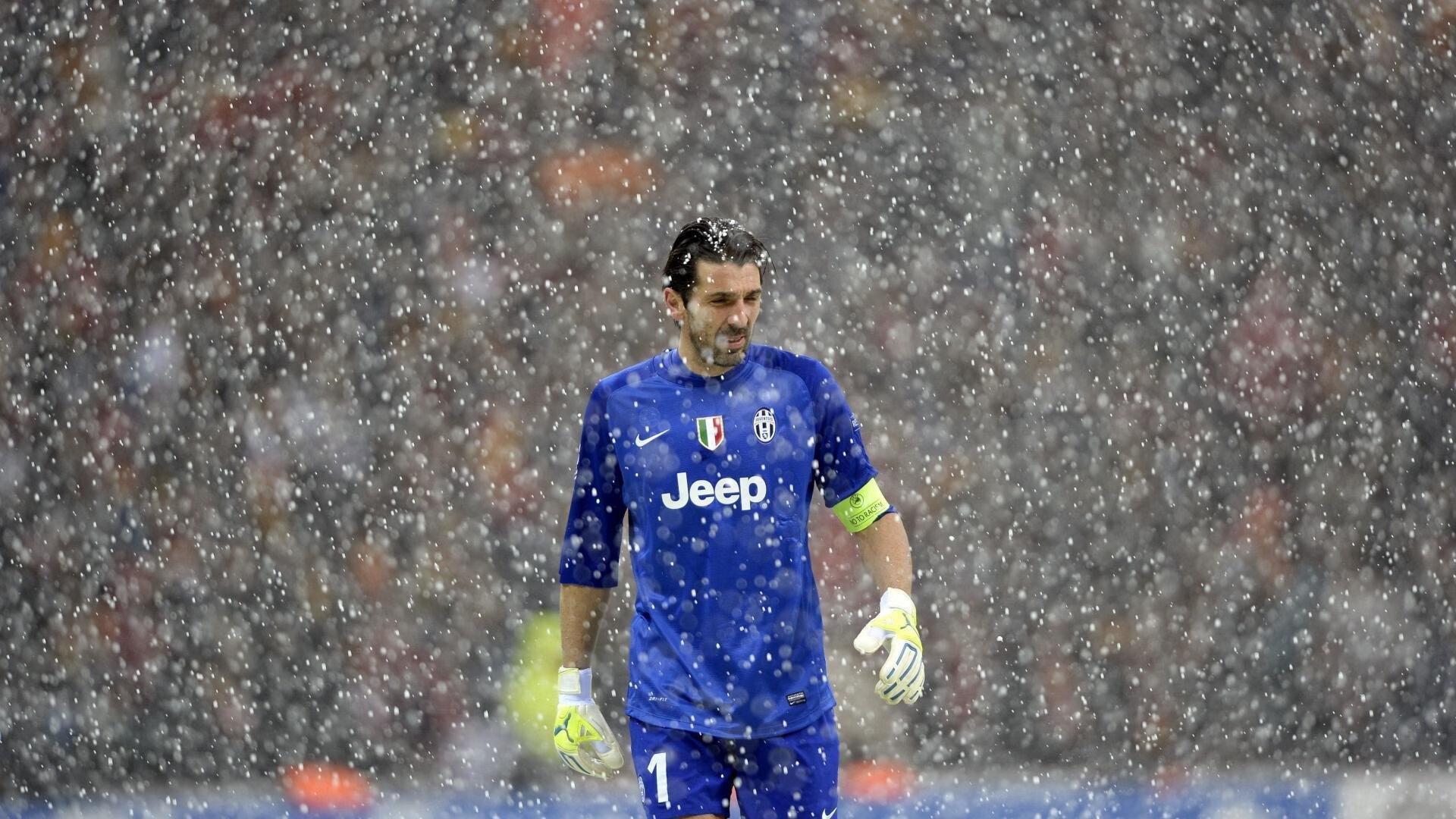 世界杯期间出现多起暖心场景,媒体汇总报道,世界杯的话题